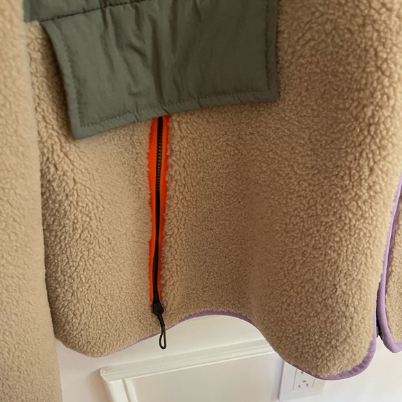 Zara Jacket - Picture 3 of 4